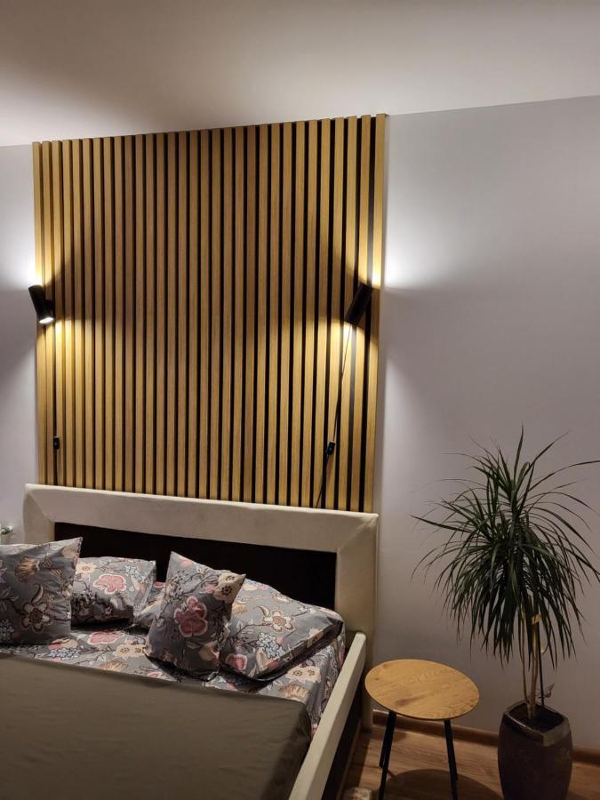 Art House Apartment Floresti  Exterior photo