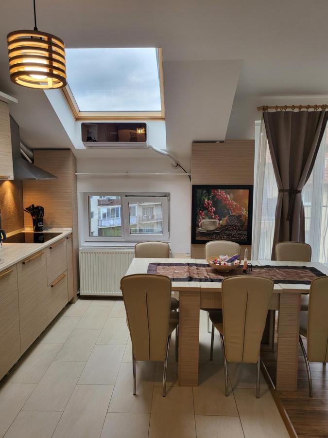 Art House Apartment Floresti  Exterior photo
